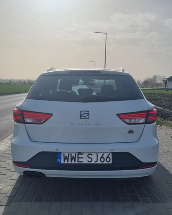 Seat Leon cena 55000 przebieg: 131900, rok produkcji 2015 z Warszawa małe 277